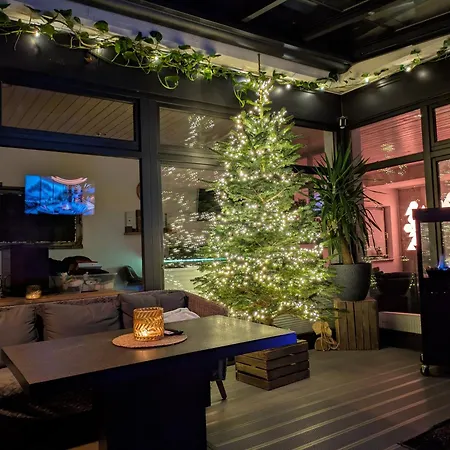 شقة Luxus ترويسدورف